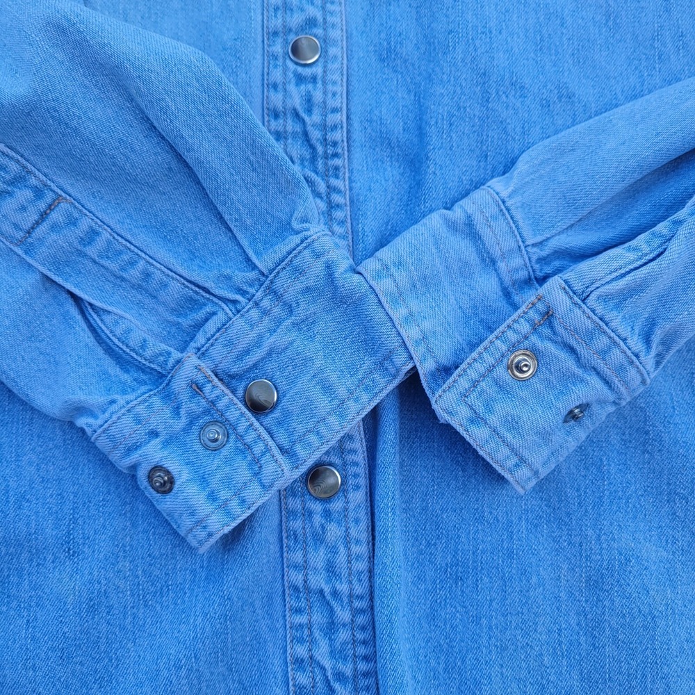 VTG Wrangler Western Wear For Women Denim Pearl Snap Embroidered Long SleeveRead - Picture 4 of 9